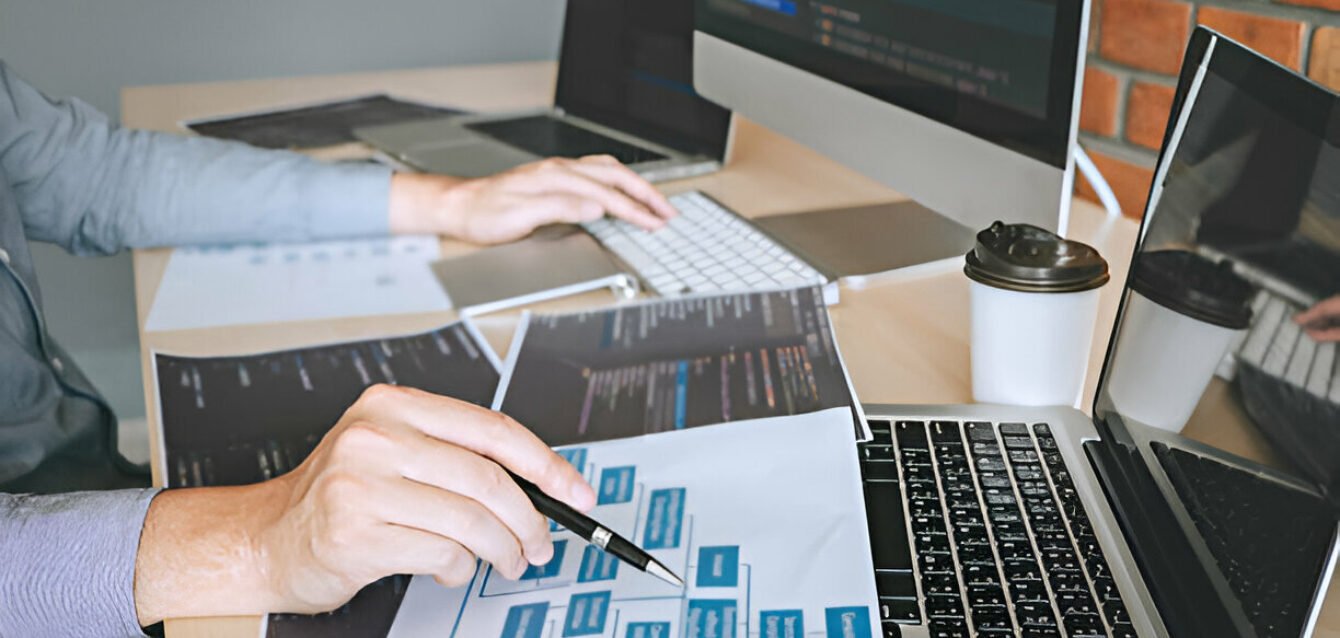 development phase Advantages and disadvantages of Bespoke Software